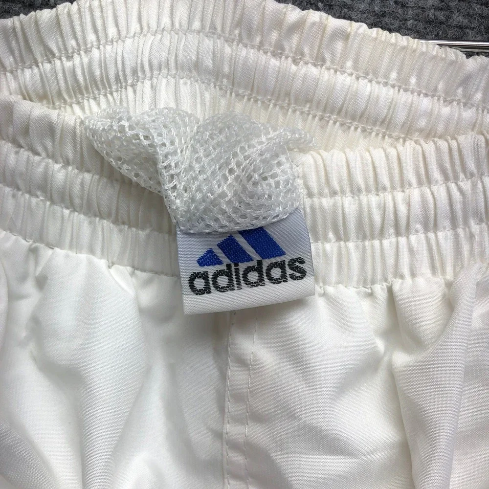 Adidas Vintage Mens XXL White Blue Stripe Athletic Gym Shorts Mesh Lined